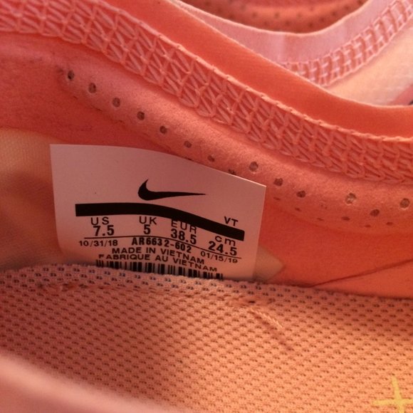 Nike Air Vapormax 2019 Pink Sneakers 7.5 with Box Used Once Pink Tint - Picture 5 of 11
